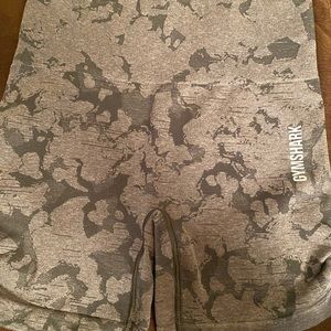 GYMSHARK Athletic Shorts Ribbed High Waisted army green camo size small EUC